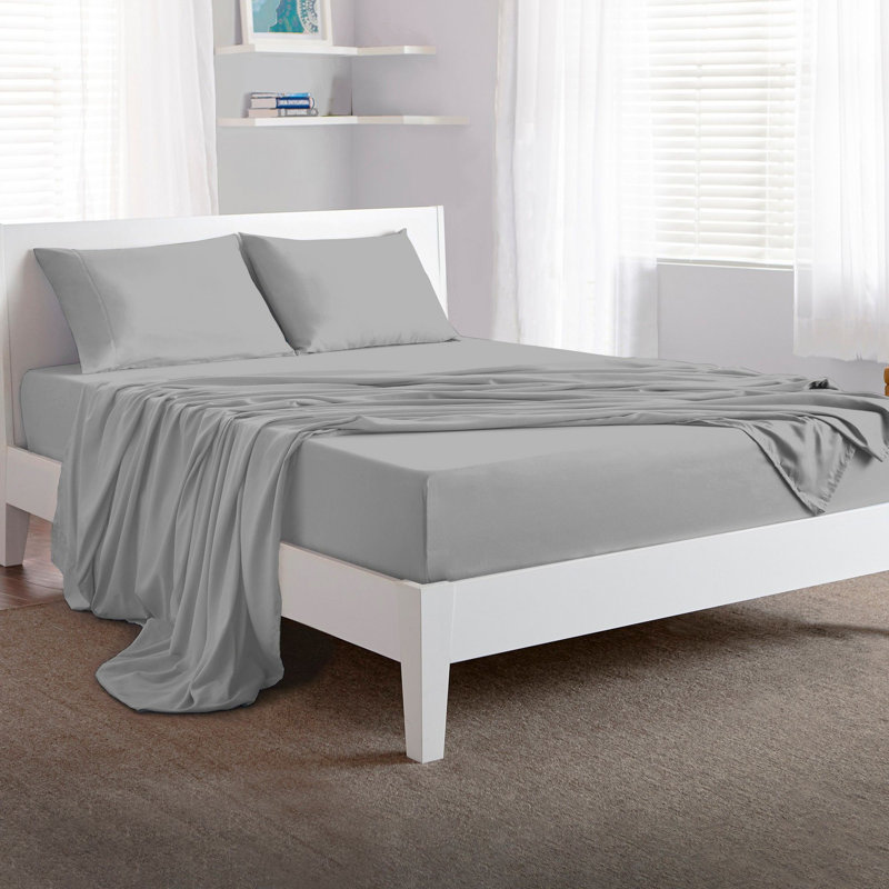Light Grey Twin XL Polyester Microfiber Sheet Set with Pillowcases