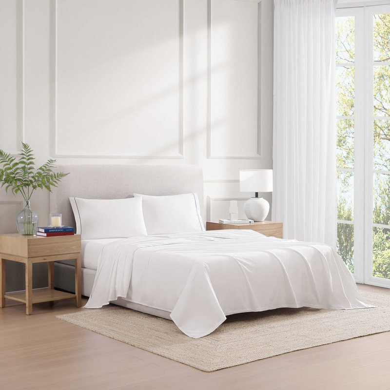 Tommy Hilfiger Solid Cotton Hem Stripe Sheet Set, King Sheet Set with 4 Additional Pieces, Navy