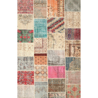 Performance Wool Oriental Indoor Rug