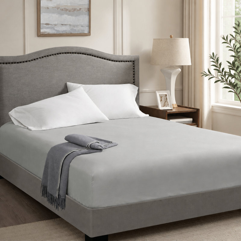 Premium Cooling Fitted Sheet with Moisture-Wicking Fabric