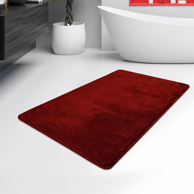 Margaretville Bath Rug, 1.18" H x 27.56" W x 47.24" L, Red