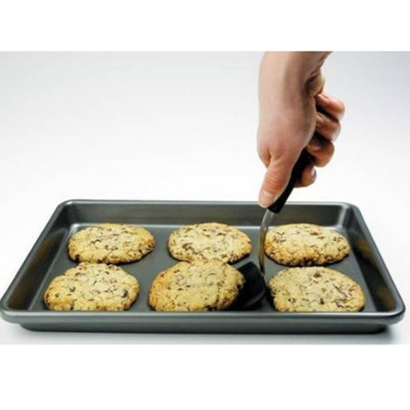 Oxo 9" Cookie Spatula in Black/Silver
