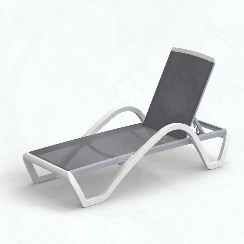 Chaise longue de patio avec accoudoirs et dossier réglable à 5 positions
