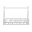 Lit simple en bois en forme de tente avec garde-corps-118309726