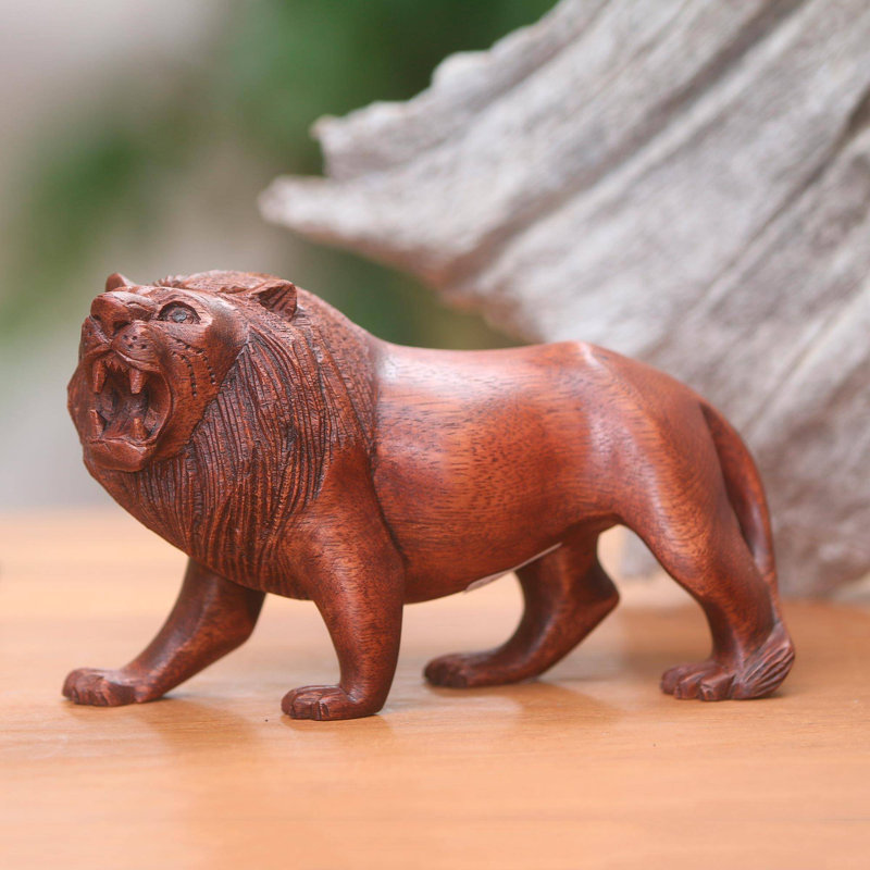 Statue de lion menaçant Arlmont & Co.