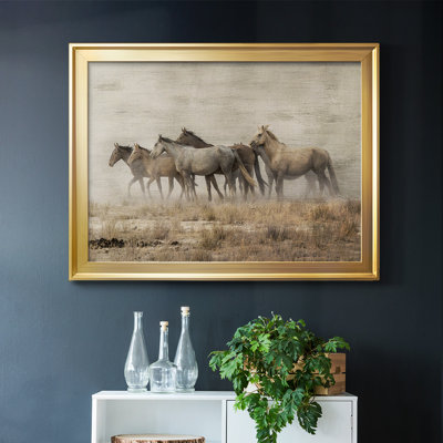 " Roaming Free "