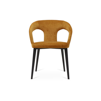 Chaise Daniels