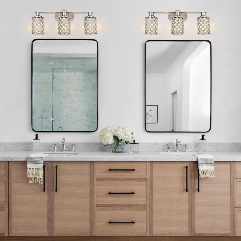 Luminaire de meuble-lavabo Modern Farmhouse avec détails en cristal, finition nickel brossé, luminaire 3 lumières pour miroir ou salle d'eau
