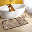 Ensemble de tapis de bain bourgogne (2 pièces), 19,7 po x 23,6 po et 23,6 po x 39,4 po | 100% polyester, 650 g / m², hauteur de poils de 0,2 po | Base antidérapante à pois, lavable à la machine, conception durable et élégante pour le confort de la salle de bain