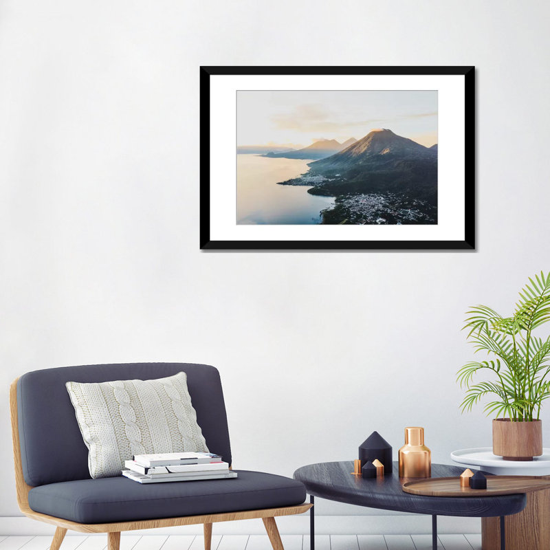 « lake atitlán, guatemala ii » par luke anthony gram, reproduction d’impression sur toile tendue, H 16 po x l 24 po x P 1 po