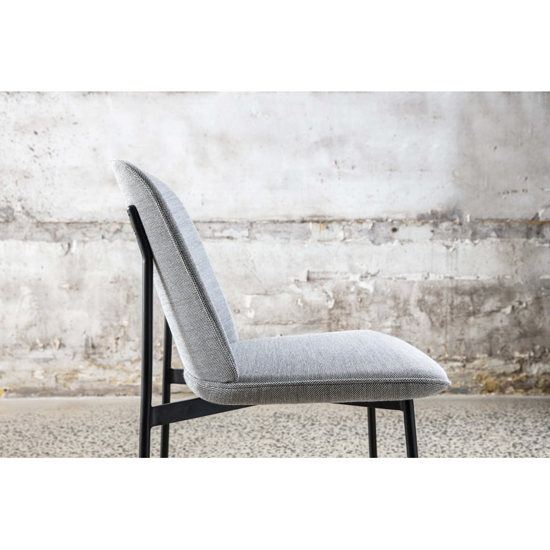 Chaise Crawford