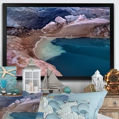 Glacier de glace en Antarctique - on