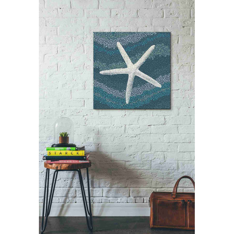 «Sea Glass IV» par Wild Apple Portfolio, art mural sur toile, H 26 po x l 26 po x P 1,25 po