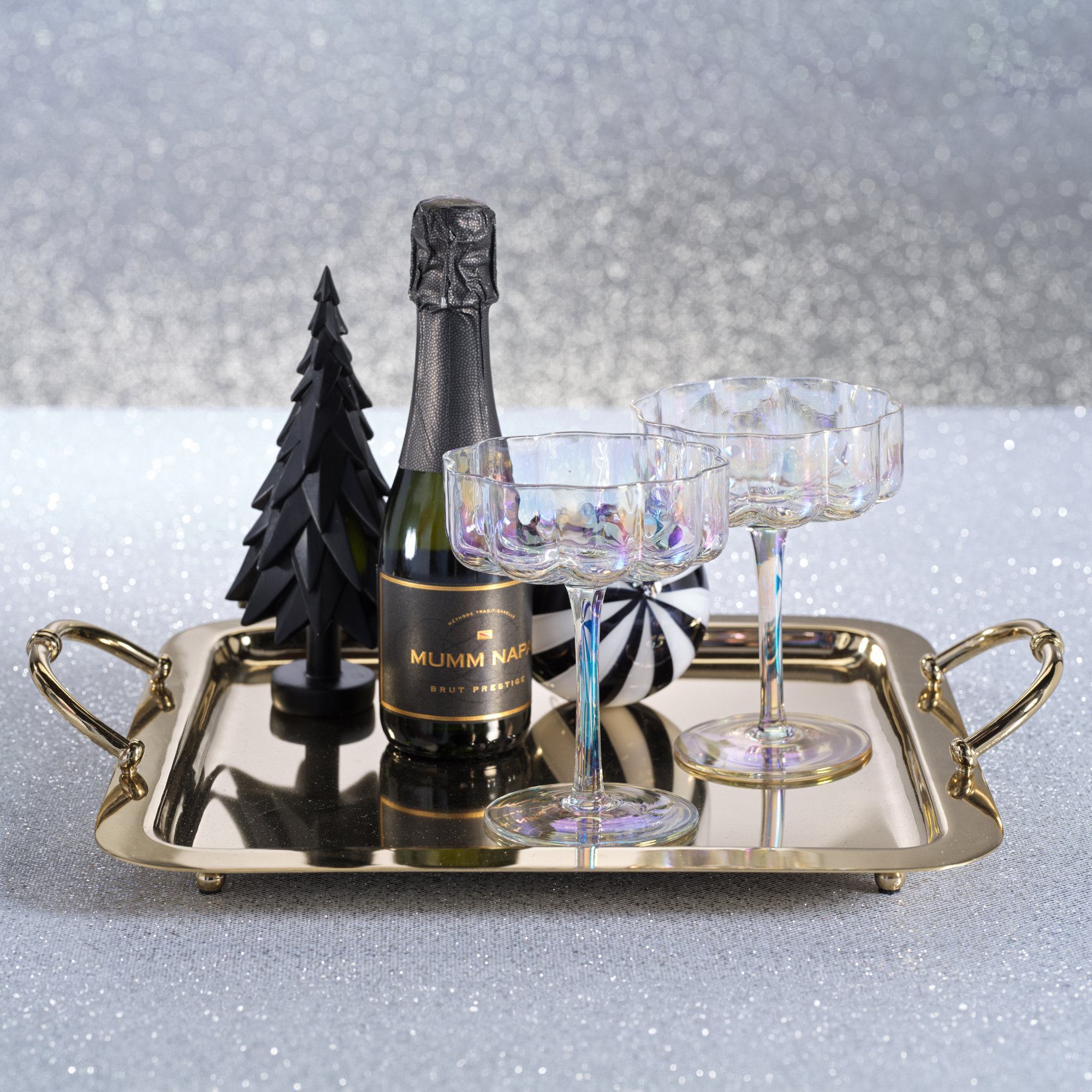 Reinhard 4-Piece Set Handblown Coupe Glasses, Luster