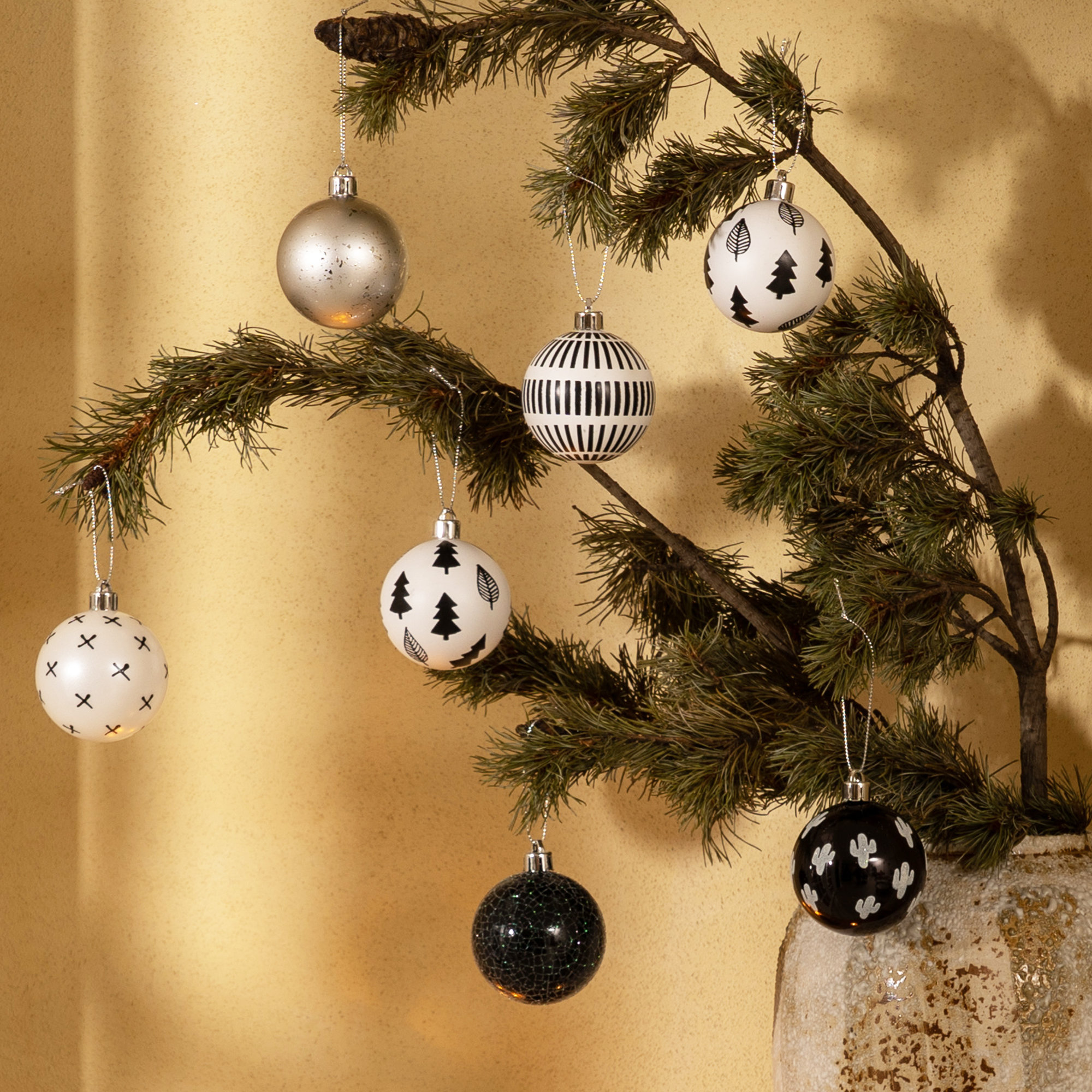 Kaimani 20ct 60mm Shatterproof Christmas Ornaments, Boho Black/White