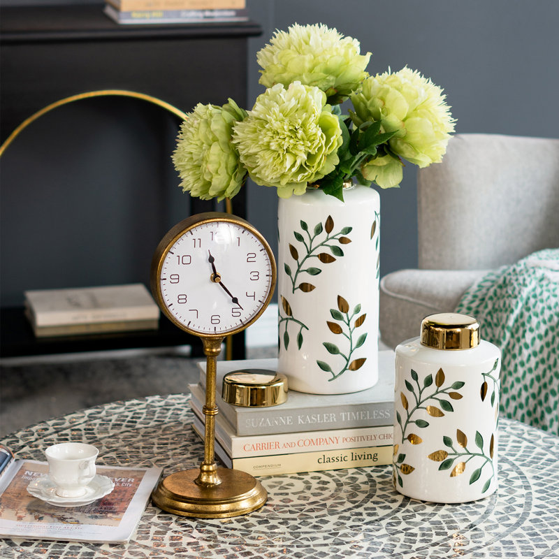 Horloge de table 4,7 x 4,6 x 11,6 po, 6,5 x 5,9 x 15,2 po