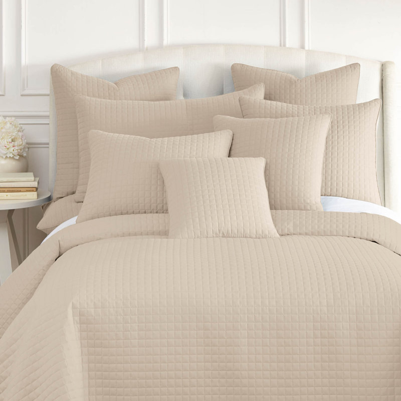 Vilano Springs 2-Piece Microfiber Embroidered Quilted Sham Covers, 18" H x 18" W, Bone