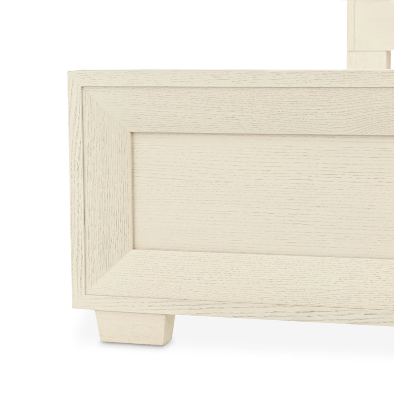 Portrait - Alabaster White Bed