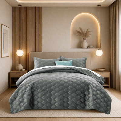 Lydia Embossed Velvet Bedspread Set