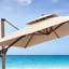 Parasol de luxe à grain de bois beige de 9 pieds avec structure en porte-à-faux décalée qui permet une rotation libre de 360 degrés.-1567208593