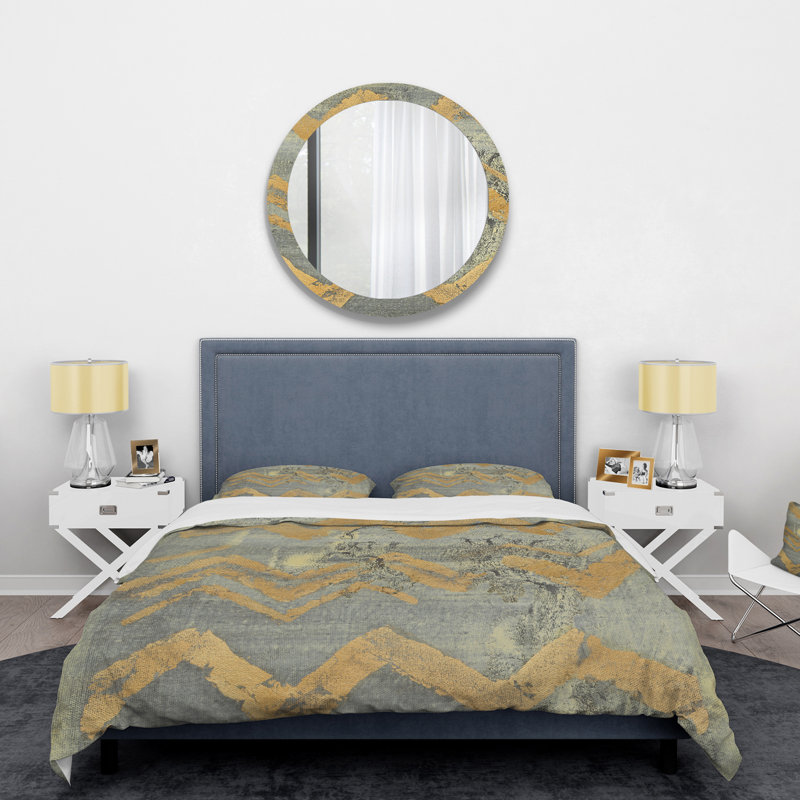 Glam Metallic Form III - Modern & Transitional Duvet Cover Set - Microfiber Polyester, King Duvet Cover + 2 Shams