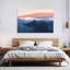 «Misty Blue Mountains», art mural abstrait de paysage moderne minimaliste
