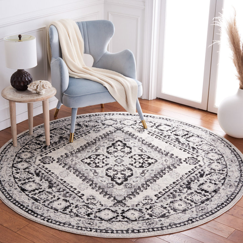 Elmas Performance Oriental Rug, Round 6'7"