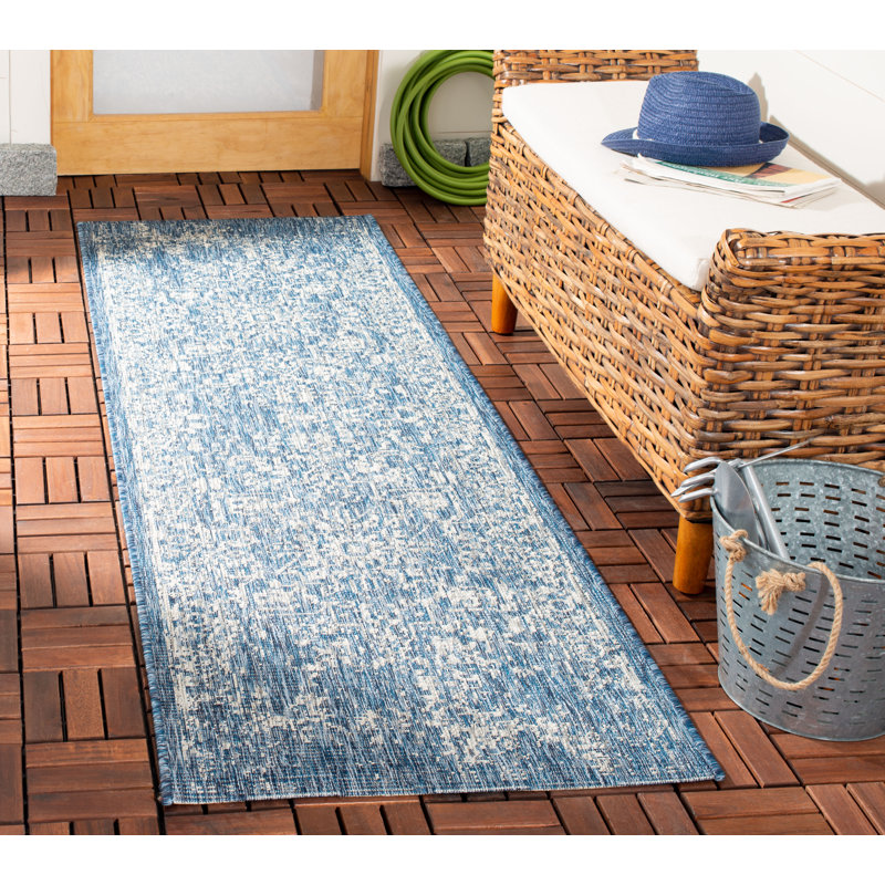 Amedee Performance Oriental Indoor/Outdoor Area Rug, Runner 2'3" x 6'7"