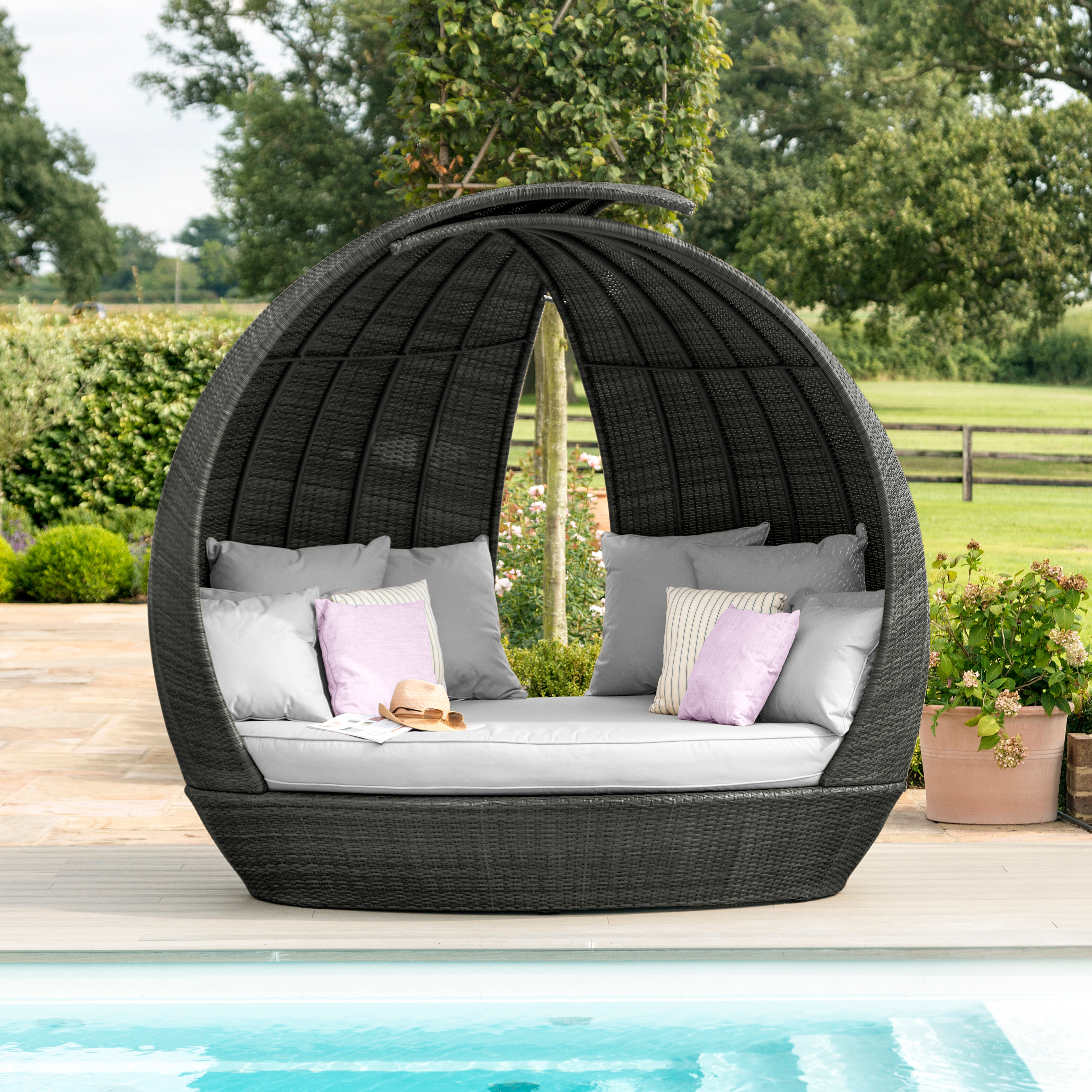 Rattan day store bed sale