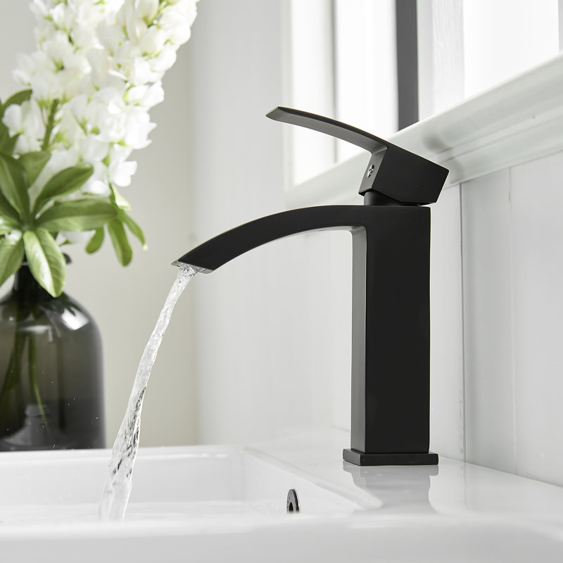 Single-Hole Single-handle Bathroom Faucet, Matte Black
