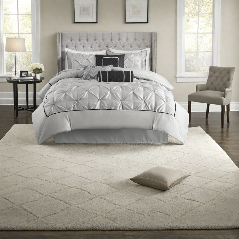 Ensemble de literie gris élégant, polyester confortable, chambre à coucher moderne
