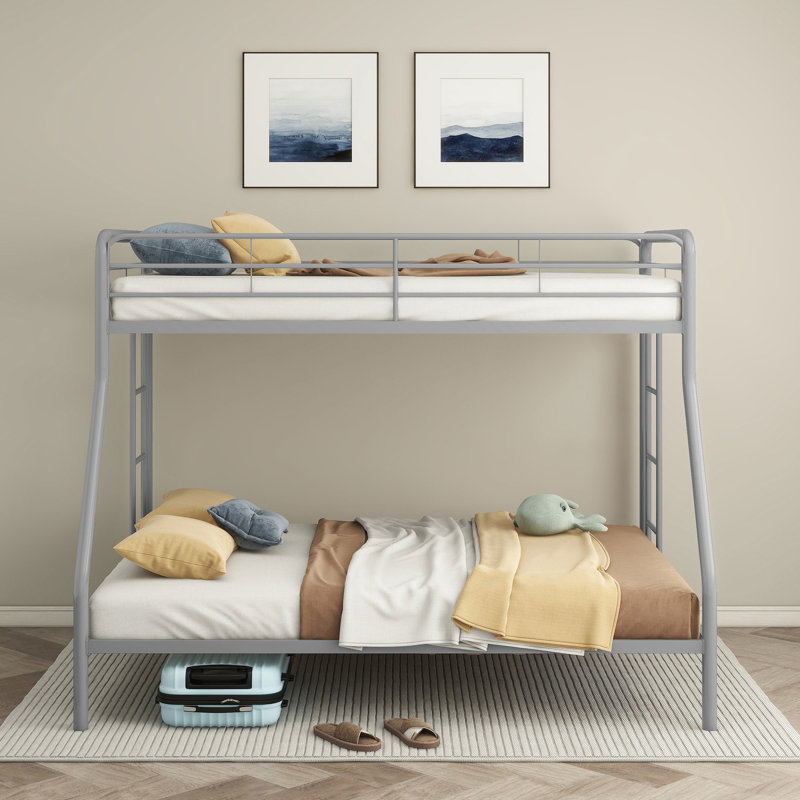 Lit superposé simple au-dessus de double en métal avec argent brillant, deux échelles, lattes, barrières de sécurité pour la chambre à coucher en métal, support de lattes intégré, repos