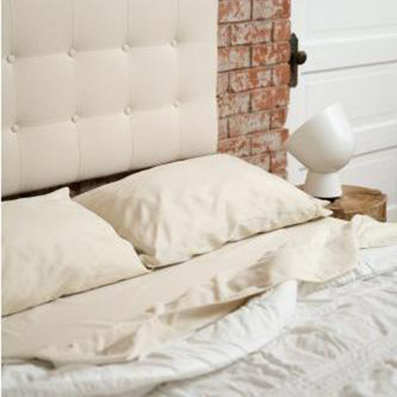 soft and skin-friendly 4-Piece Brushed Microfiber, Cream, Full Sheet Set with 2 Pillowcases