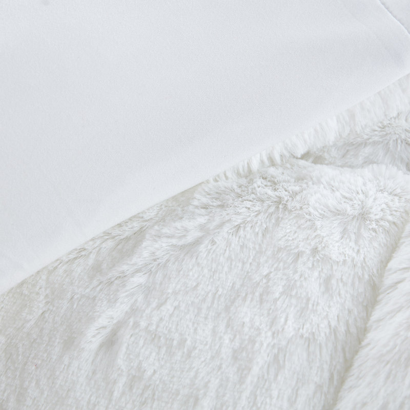 King Farmhouse White Down Alternative Microfiber Comforter Set