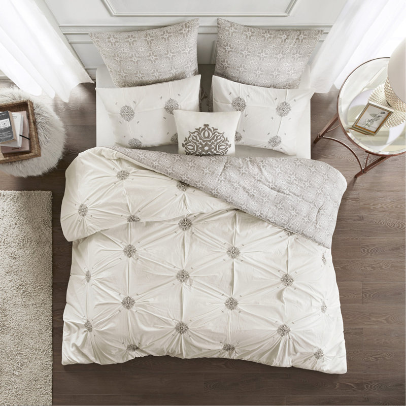 6 Piece Embroidered Cotton Reversible Comforter Set Ivory Full/Queen, Queen Comforter + 5 Additional Pieces
