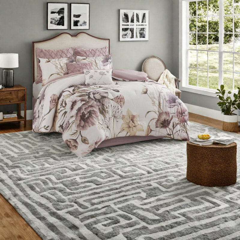 Romantic Blush Bedding Set, Polyester Comfort For Stylish Bedrooms