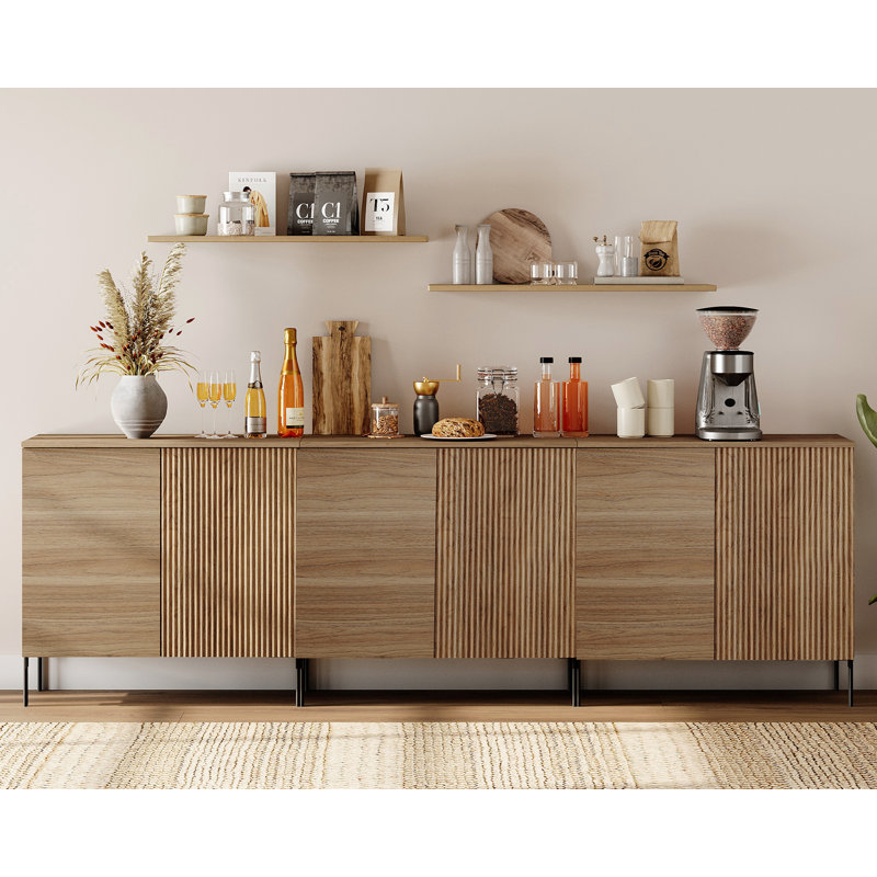 Buffet en bois cannelé Aadham, Noyer