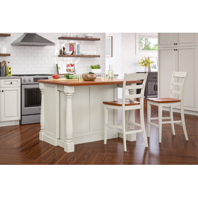 Larchwood Traditional Kitchen Island Set