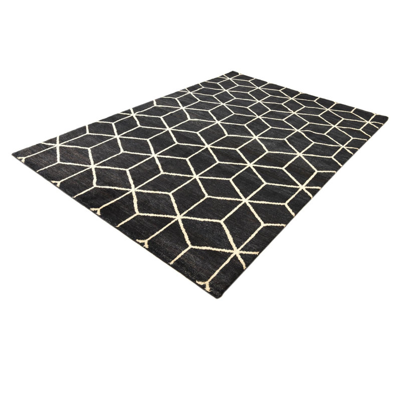Tapis noir et blanc Nemec