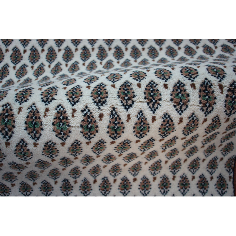 Indo Oriental Area Rug, Runner 2'8" x 11'6"