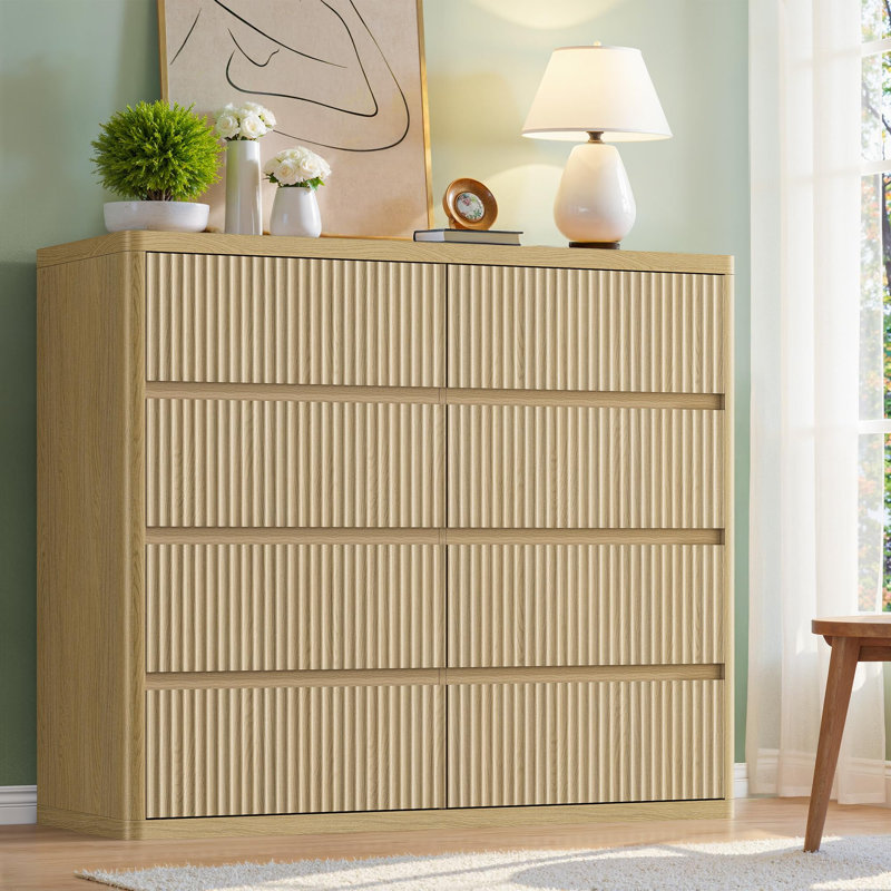 Commode cannelée en bois à 8 tiroirs cannelée, largeur 48 po, moderne et naturelle, Naturel