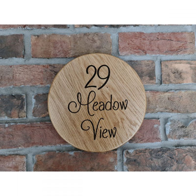Araiah Round Wall Plaque