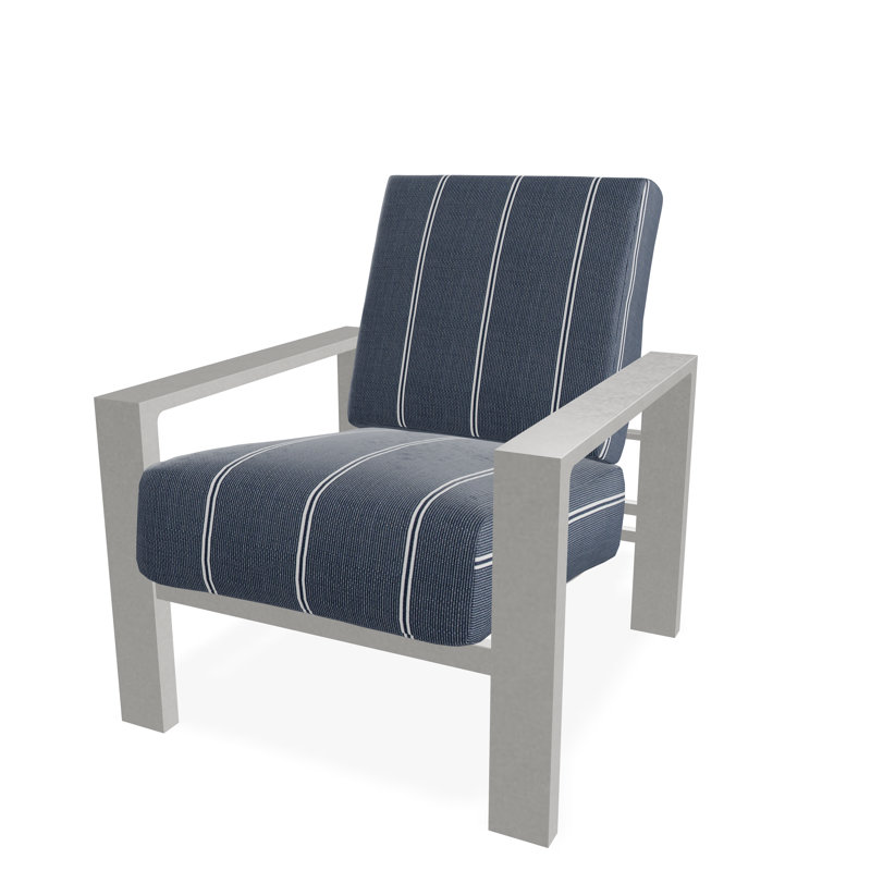 Larssen Outdoor Lounge Chair, Huskie, Snow