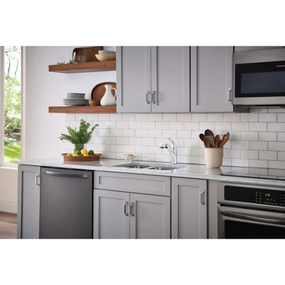 Moen Brecklyn Single-Handle Pull-Out Sprayer Kitchen Faucet with Power Clean in Spot Resist