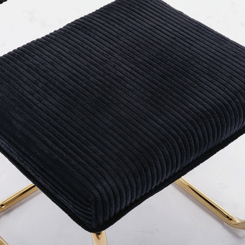 Lional 20'' H Upholstered Side Chair, Black