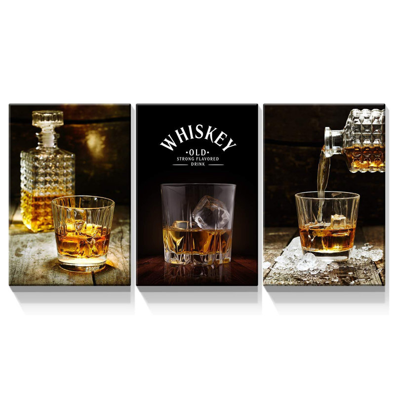 Whiskey Liquor Still Life - 3 pièces sur toile tendue, H 48 po x l 108 po x P 1,5 po