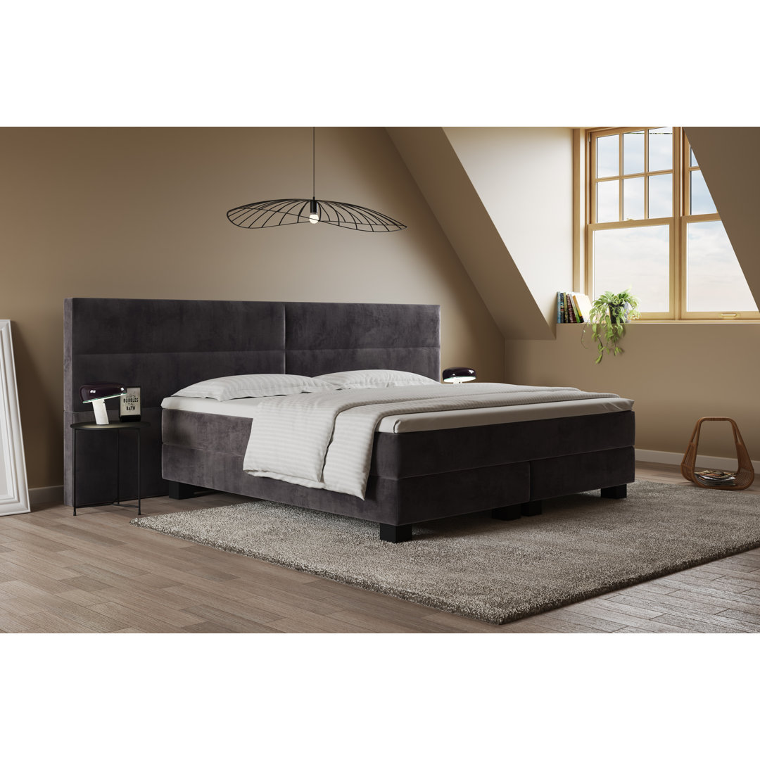 Boxspringbett Giulia mit Premium Visco Topper, mit Samtstoff bezogen