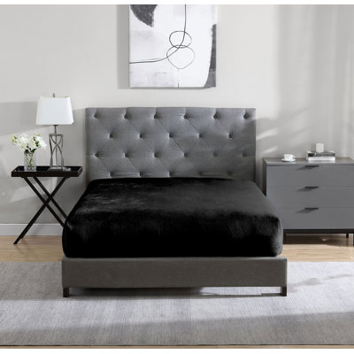 Swift Home Ultra-Plush Fitted Sheet - Fits Mattress up to 12" Tall - Must-Have Cozy Winter Essential, Durable, Easy Care