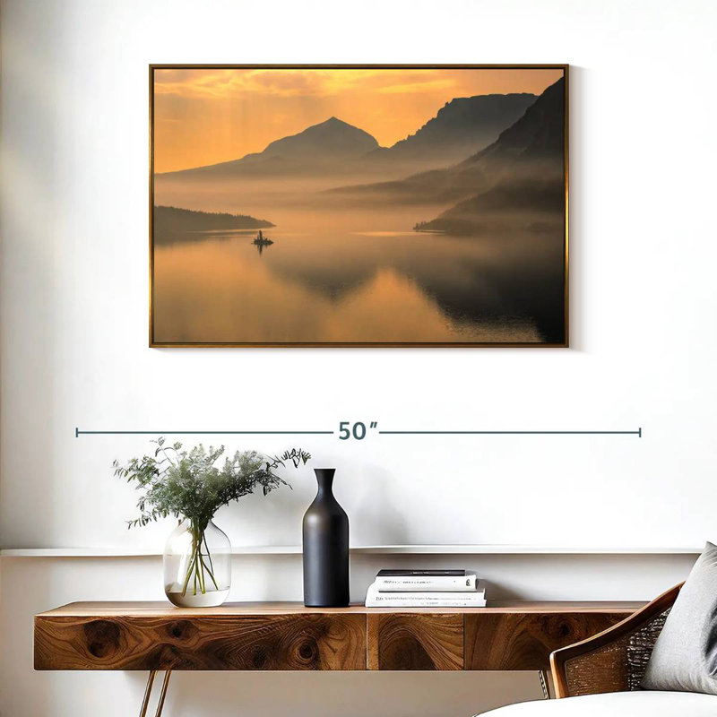 Saint Mary Mountain Lake, Cadre flottant doré, 37 po x 25 po