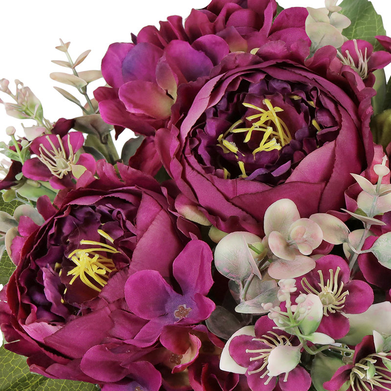 Mélange de pivoines et d'hortensias, Prune / bourgogne